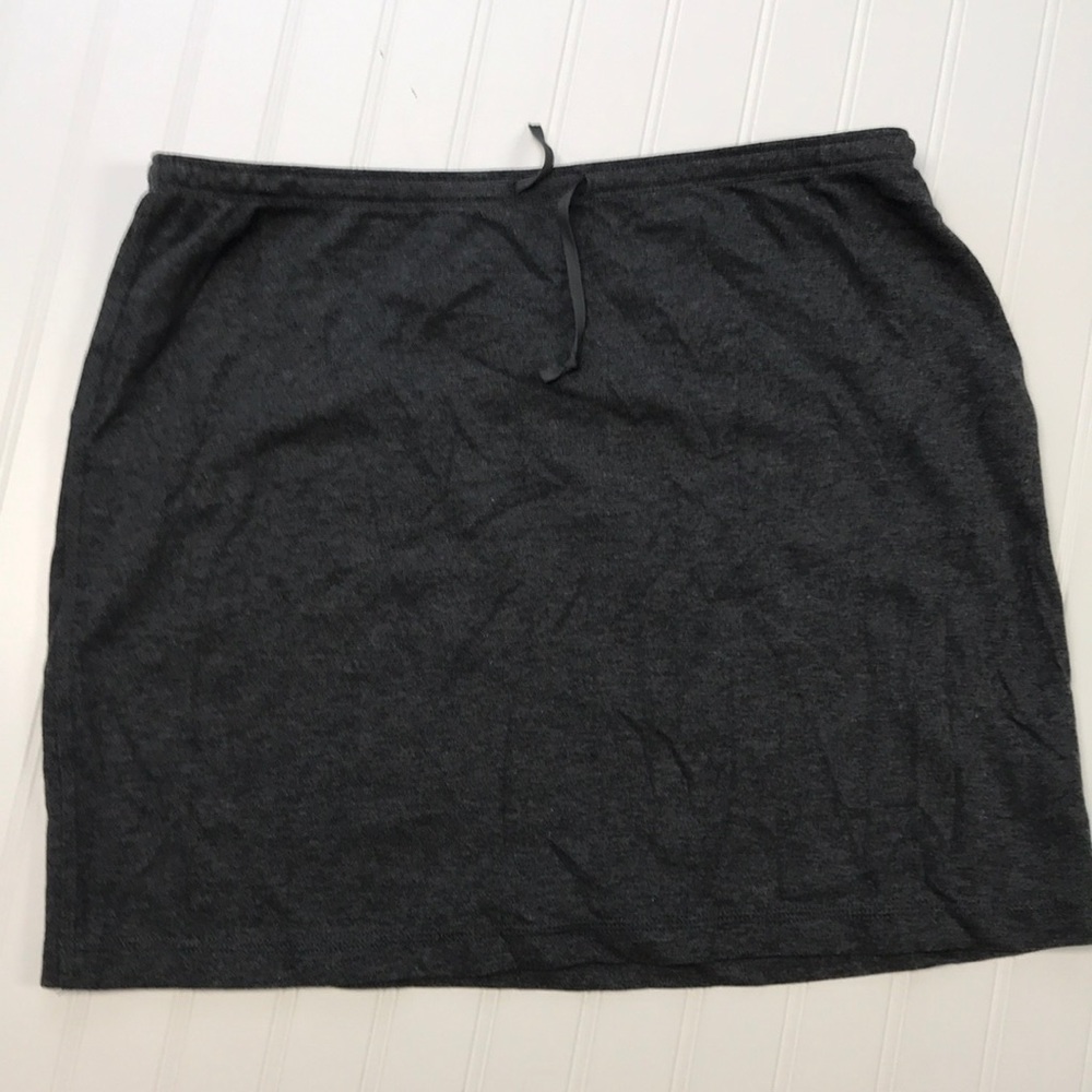 Brand new with out tags mini skirt!